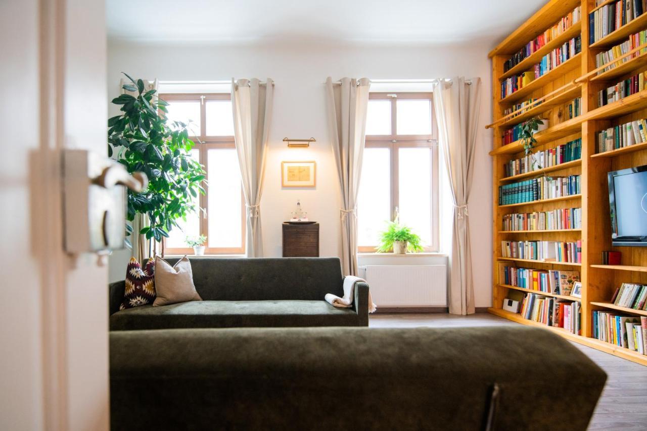 theleaf - design apartment&café Leipzig Extérieur photo